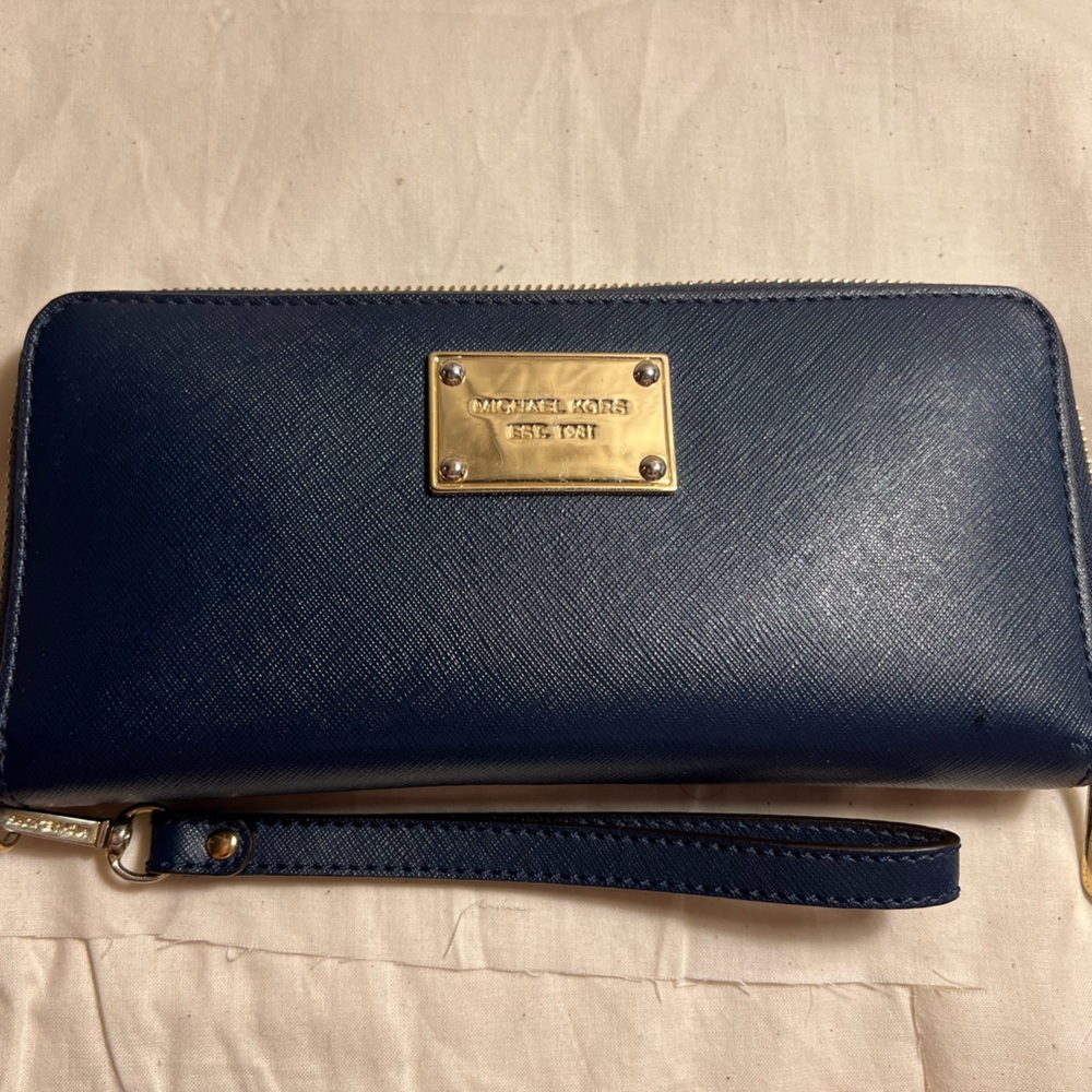 Navy blue Michael Kors wristlet wallet